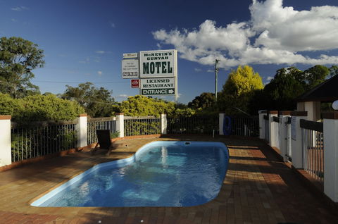 McNevin's Warwick Motel - Tourism TAS 6