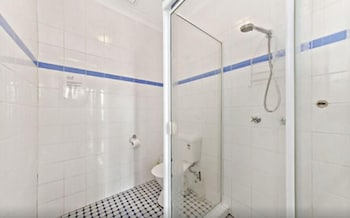 Sinclairs City Hostel - Tourism TAS 1