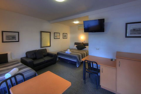 Bermagui Motor Inn - Hobart Tourism 6