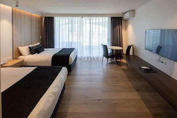 Ocean Front At The Entrance - Hobart Tourism 4