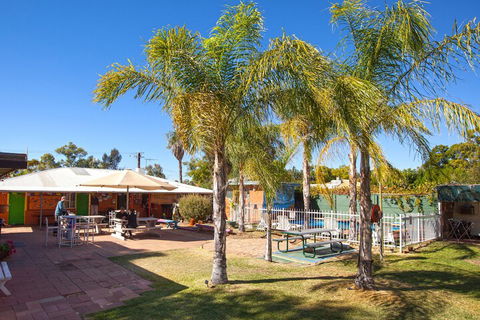 Alice Lodge Backpackers - Tourism TAS 3