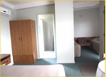 Abbotswood Motor Inn - Tourism TAS 5