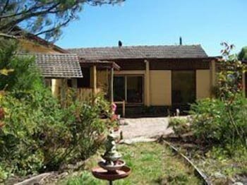 Eastern Reef Cottages - Hobart Tourism 0