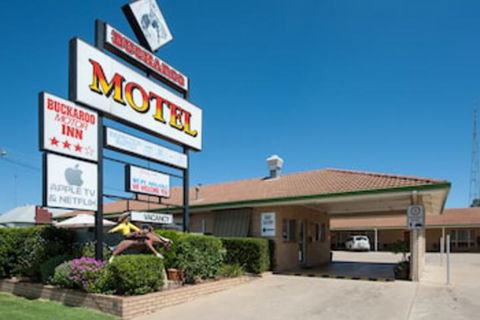 Buckaroo Motor Inn - Tourism TAS 0