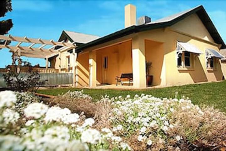  Tourism TAS