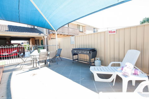 Jacaranda Place Motor Inn - Hobart Tourism 3