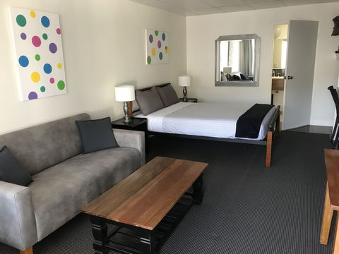 Cook's Endeavour Motor Inn - Hobart Tourism 2