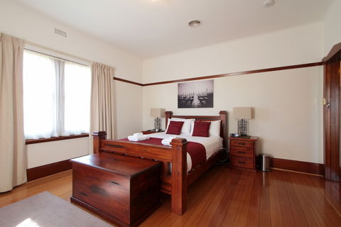Moonah Central Apartments - Tourism TAS 4