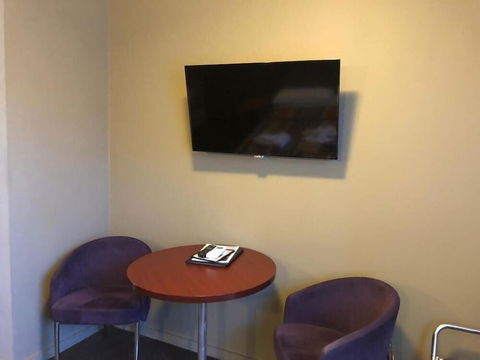 The Astor Hotel Motel - Tourism TAS 5