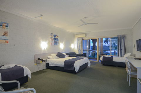 Moby Dick Waterfront Resort Motel - Tourism TAS 5