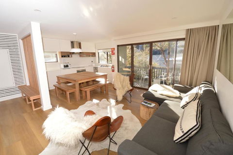 Mowamba A1 - Hobart Tourism 4