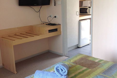 Farnboro Motel - Tourism TAS 4