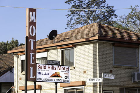 Bald Hills Motel - Hobart Tourism 0