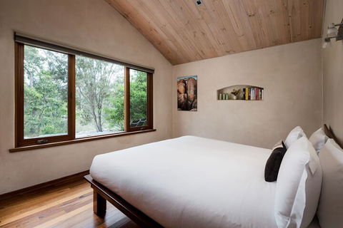 Aiyana Retreat - Tourism TAS 7