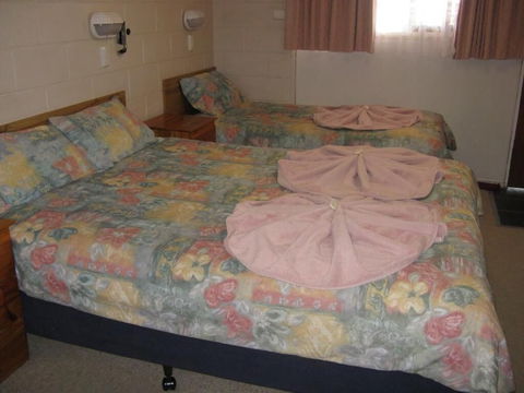 Peak Hill Golden Peak Budget Motel - Tourism TAS 5