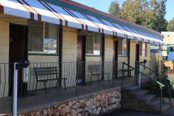 Peak Hill Golden Peak Budget Motel - Tourism TAS 0