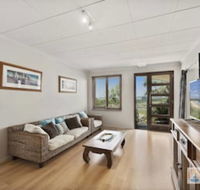 McAuleys Beach House - Hobart Tourism