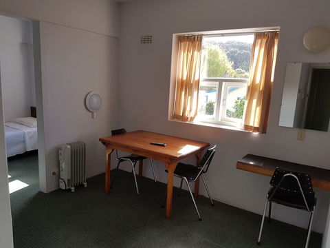 The Menai Hotel Motel - Tourism TAS 3
