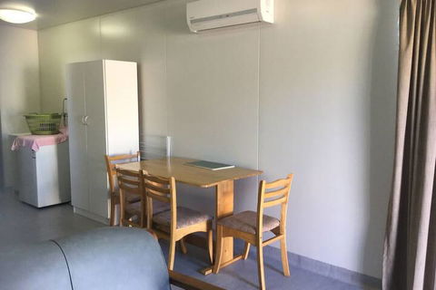 Palm Valley Motel And Self-contained Holiday Units - Tourism TAS 5