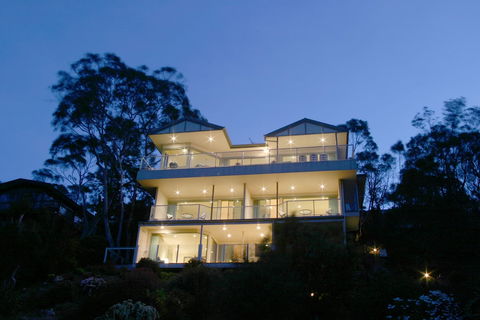 Arthurs Views - Tourism TAS 1