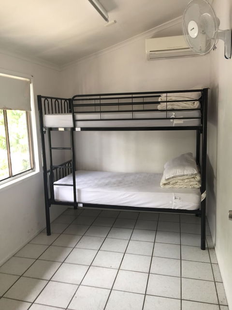 Gonow Family Backpackers Hostel - Tourism TAS 1