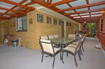 Kingsway Holiday Flats & Gariwerd House. - Tourism TAS 6