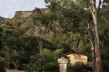 Kingsway Holiday Flats & Gariwerd House. - Tourism TAS 2