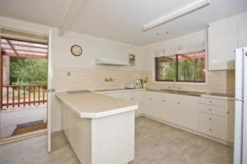 Kingsway Holiday Flats & Gariwerd House. - Tourism TAS 5