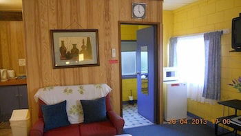 Summer's Rest Units - Tourism TAS 5