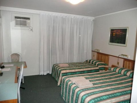 The Hermitage Motel - Tourism TAS 3