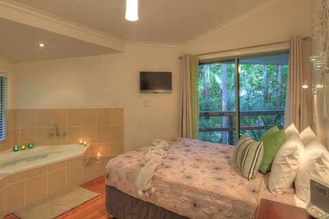 Montville Grove - Tourism TAS 2