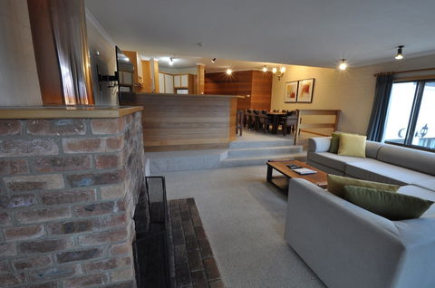 Salzburg Apartments - Hobart Tourism 4