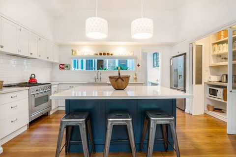 A PERFECT STAY - Kia Ora Byron - Tourism TAS 4