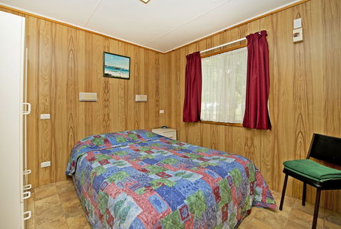 Acclaim Pine Grove Holiday Park - Tourism TAS 2