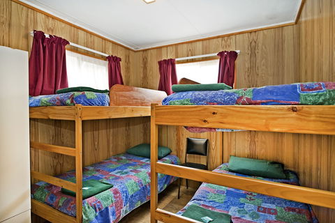 Acclaim Pine Grove Holiday Park - Tourism TAS 1
