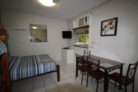 Seaforth Holiday Units - Tourism TAS 6
