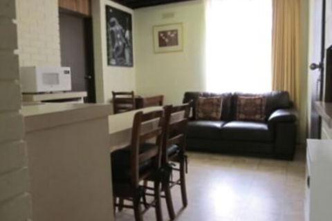 Lakes Waterfront Motel & Holiday Cottages - Tourism TAS 4