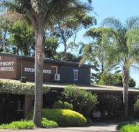 Lakes Waterfront Motel  Holiday Cottages - Tourism TAS
