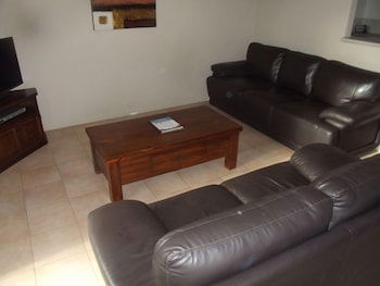 Pelican Shore Villas - Tourism TAS 4