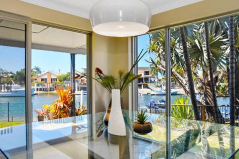 Pandanus Waterhouse - Tourism TAS 4