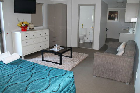 Strathfield Executive Accommodation - Tourism TAS 6