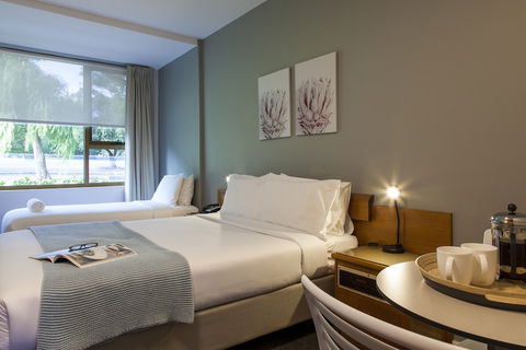 Kings Park Motel - Tourism TAS 4