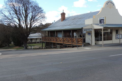 Snug As A Bug Motel - Hobart Tourism 1