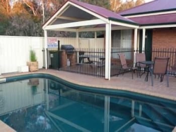 Golden River Motor Inn - Tourism TAS 1