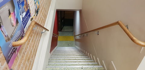 The Entrance Backpackers - Hostel - Tourism TAS 1
