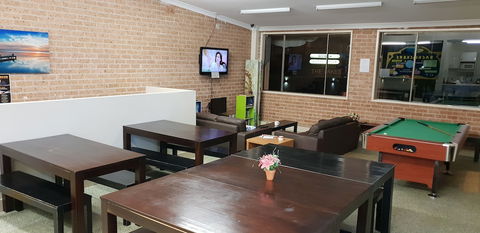 The Entrance Backpackers - Hostel - Tourism TAS 2