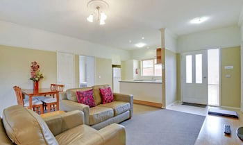Traralgon Serviced Apartments - Tourism TAS 2