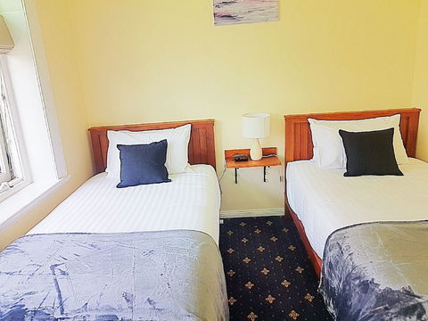 The Wharf Hotel Wynyard - Tourism TAS 2