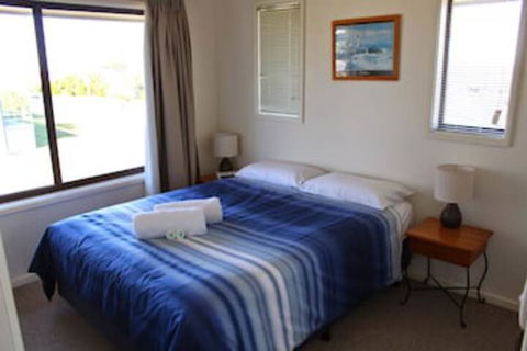 Narooma Palms Holiday Apartments - Hobart Tourism 0