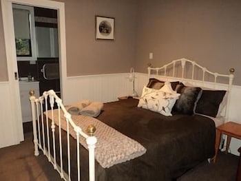 Forest Lodge Chalets - Tourism TAS 0